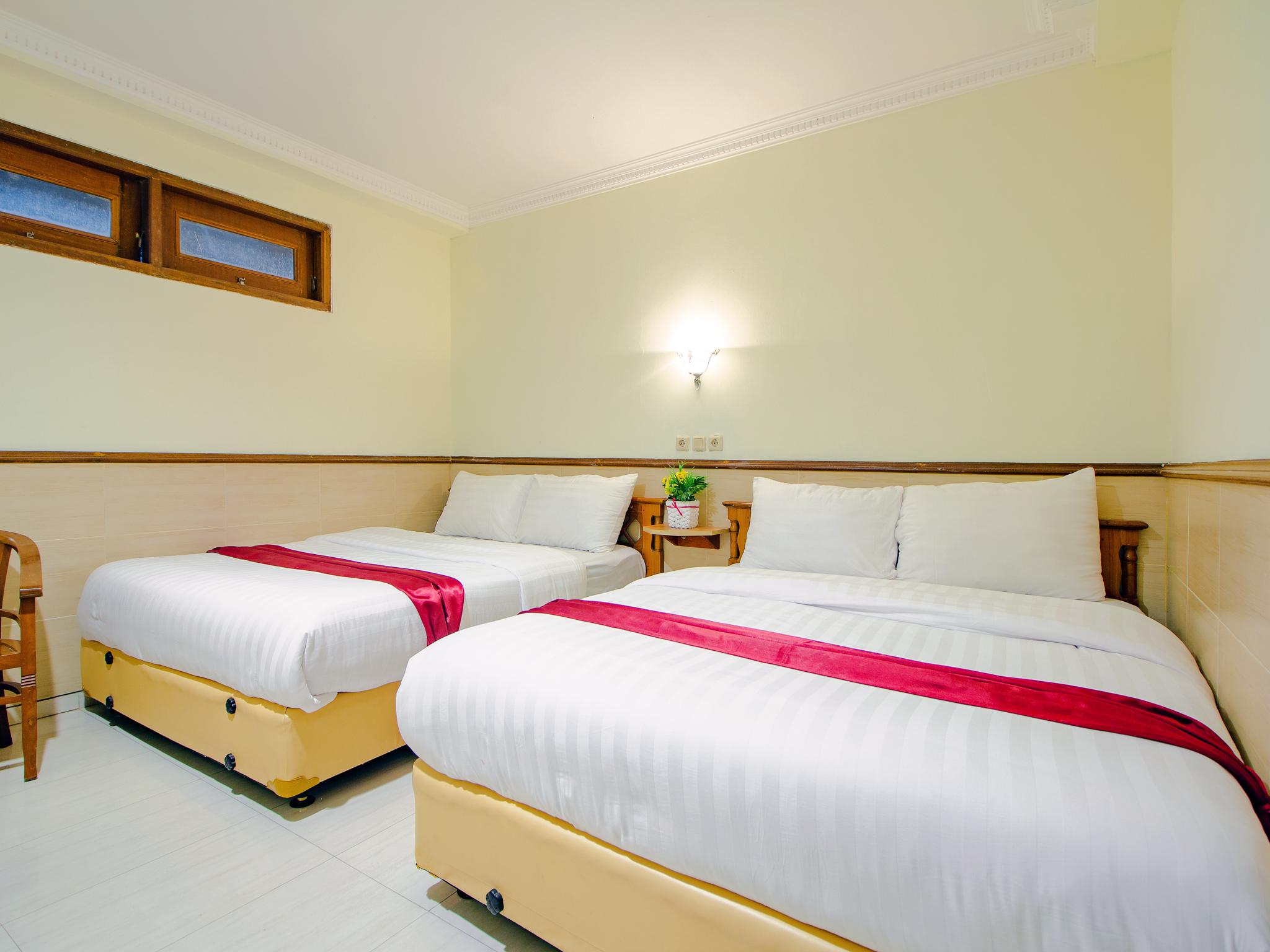 Oyo 1683 Hotel Musafira Syariah Yogyakarta Exteriör bild
