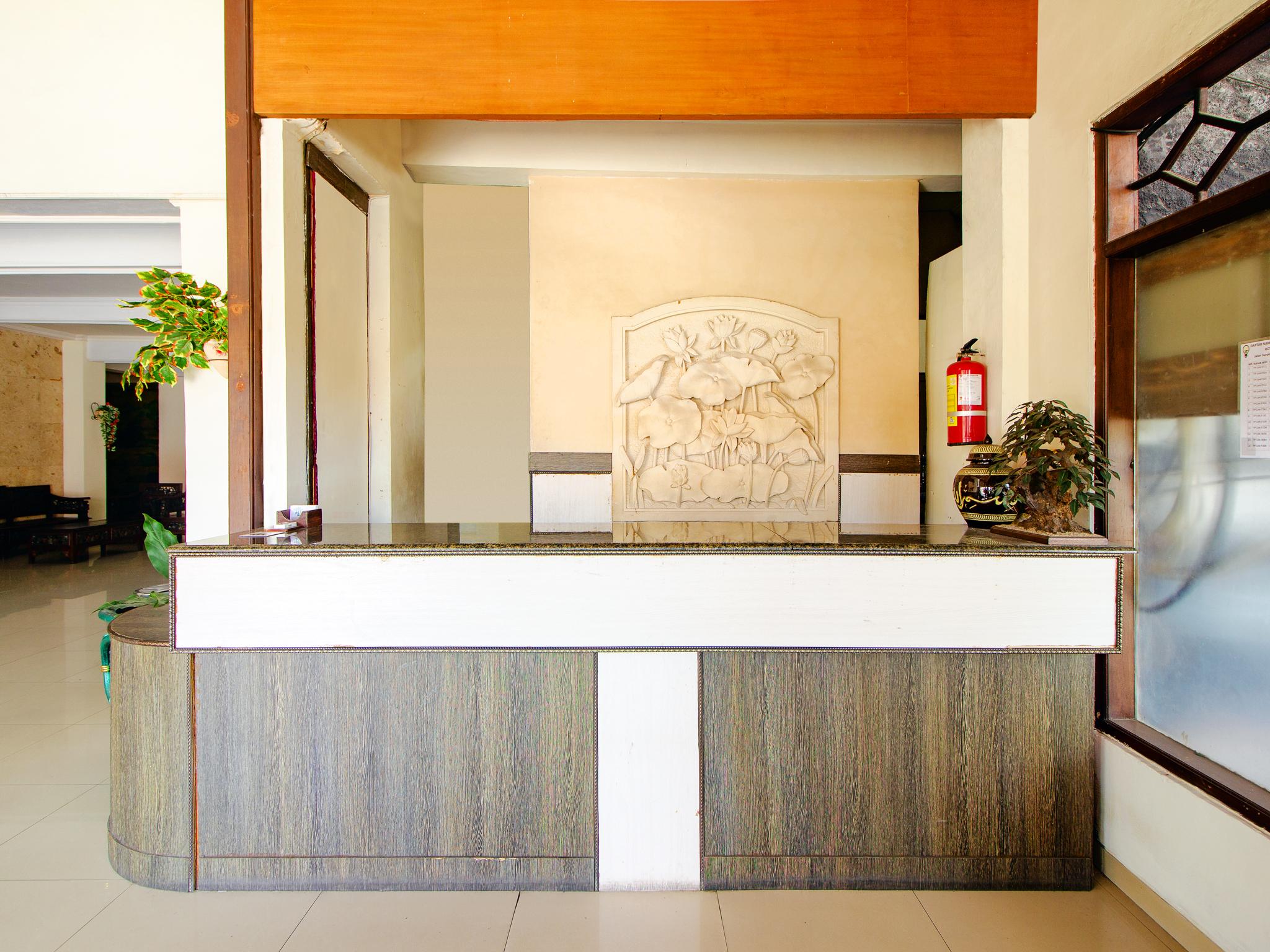 Oyo 1683 Hotel Musafira Syariah Yogyakarta Exteriör bild